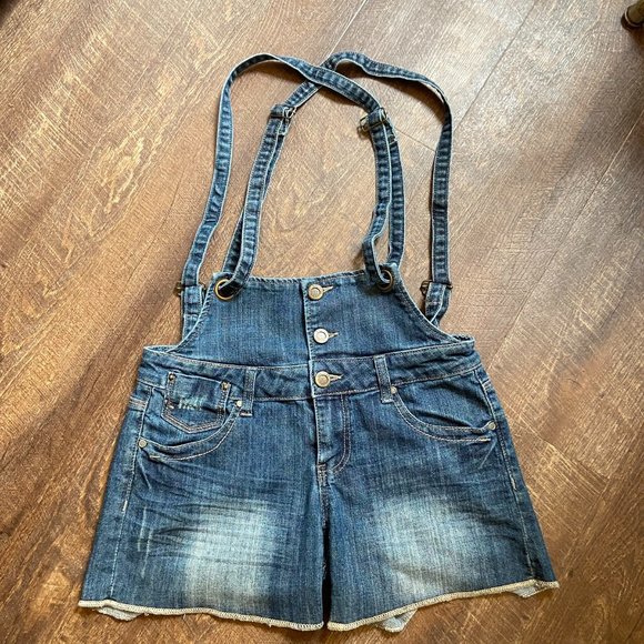 Hot Kiss Ava Jean Short Overalls - Size 9 - Picture 2 of 9